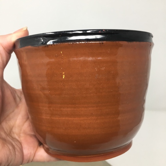 Hand Thrown Earthenware Ceramic Red Black Rimmed Bowl Cachepot Vase Planter - Picture 8 of 16